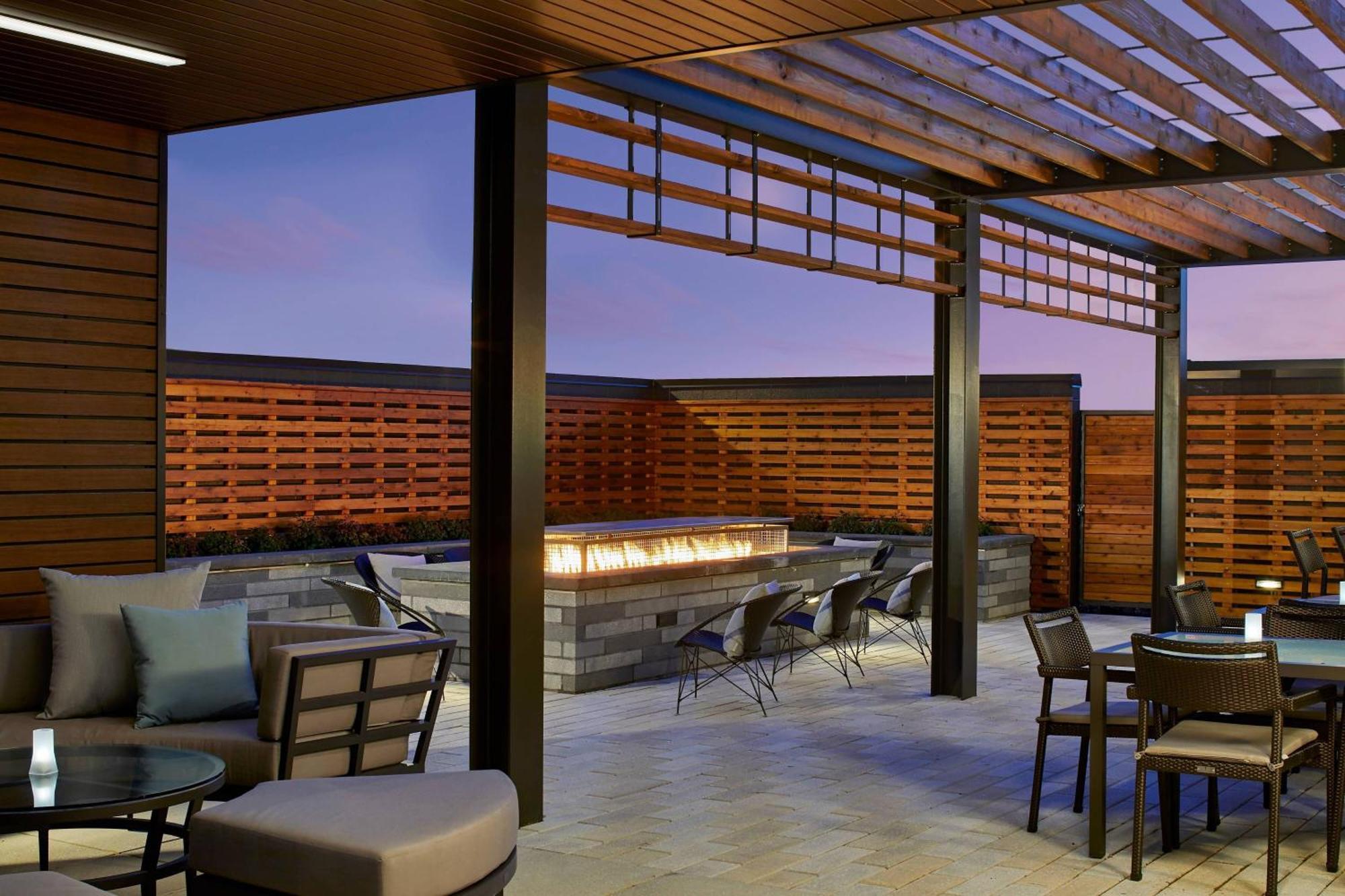 Courtyard Baltimore Downtown/Mchenry Row Esterno foto